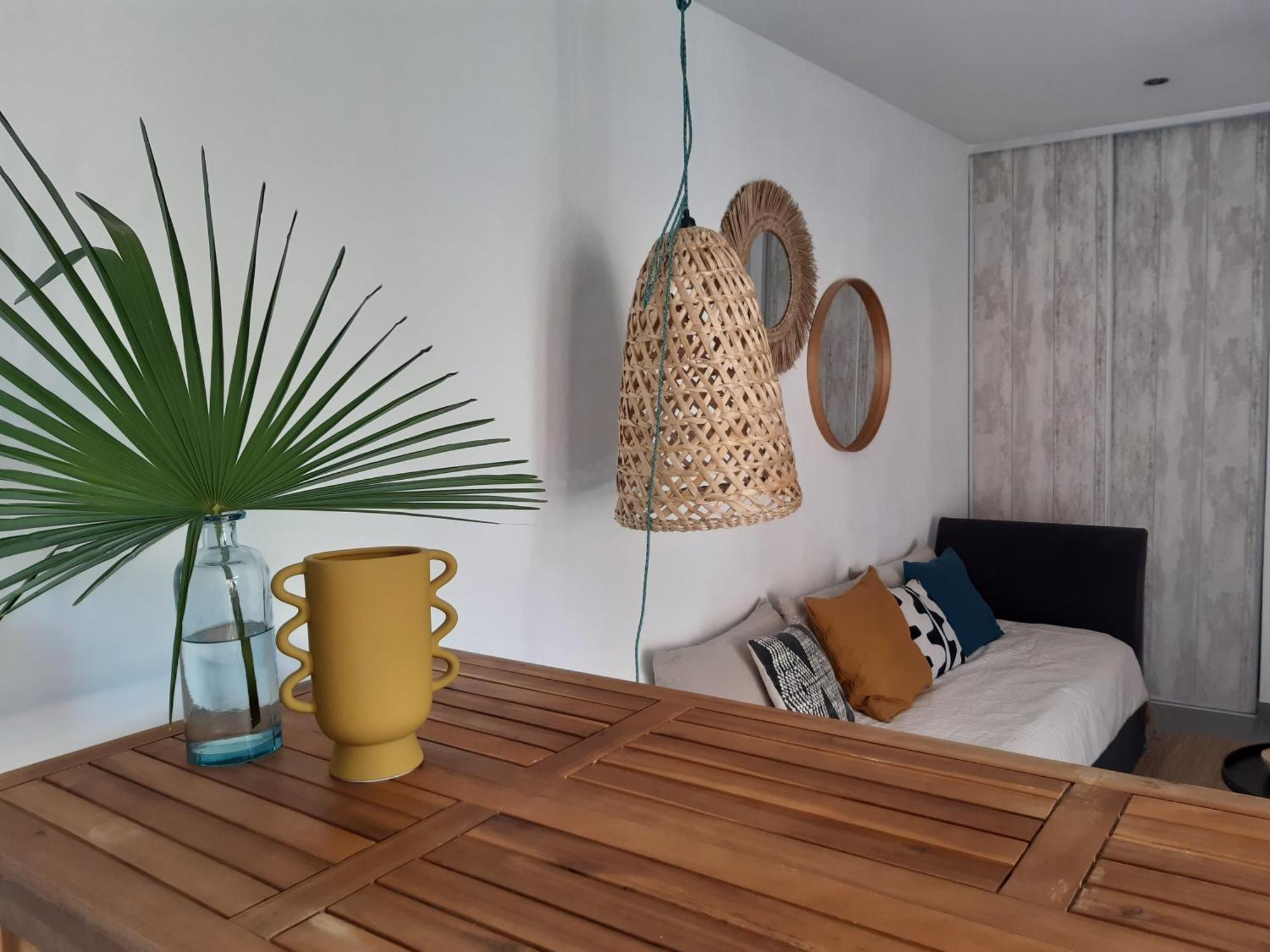 Grand Studio Avec Patio Marseille Bagian luar foto